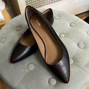 Clarks Corabeth Abby Flats Wine/Brown